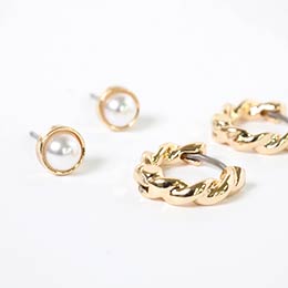 金属アレルギー対応ピアス
