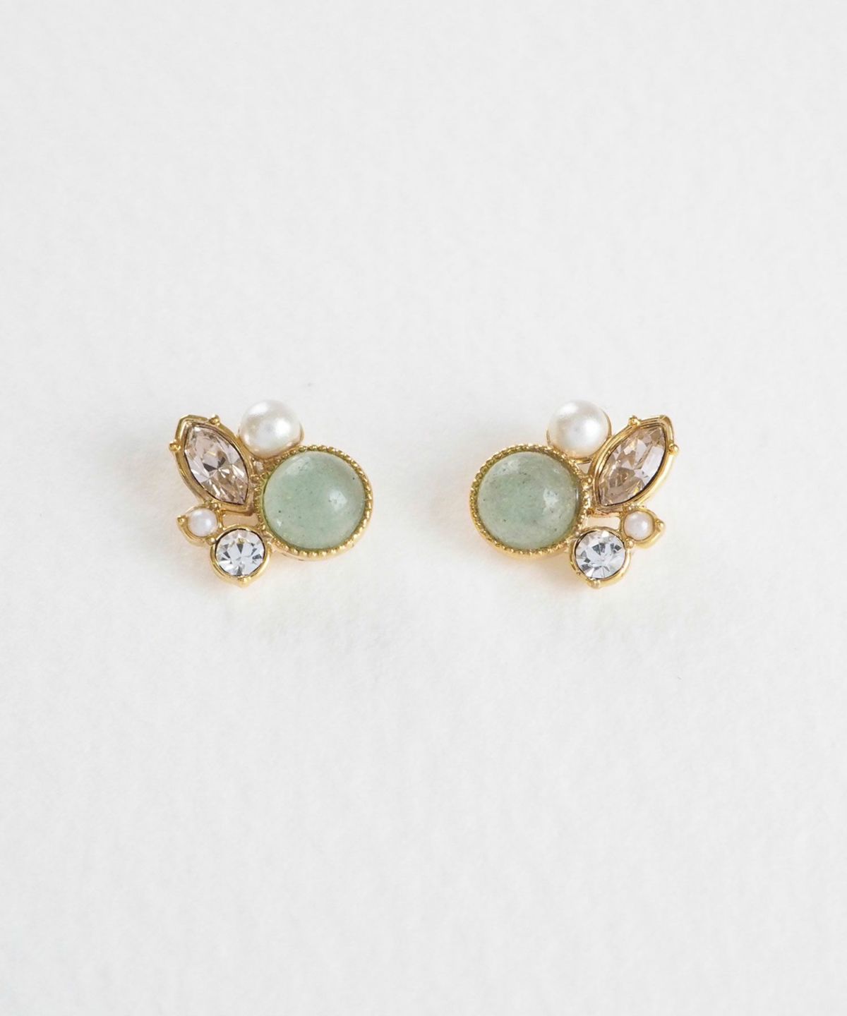 【恋は光着用】ナチュラルストーンとビジューのチタンポストピアス【MUK Dreamy stone】