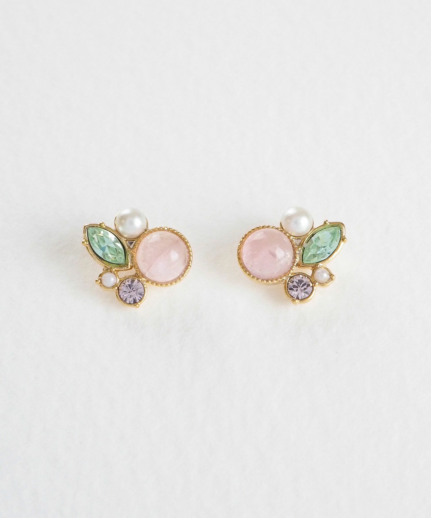 【恋は光着用】ナチュラルストーンとビジューのチタンポストピアス【MUK Dreamy stone】