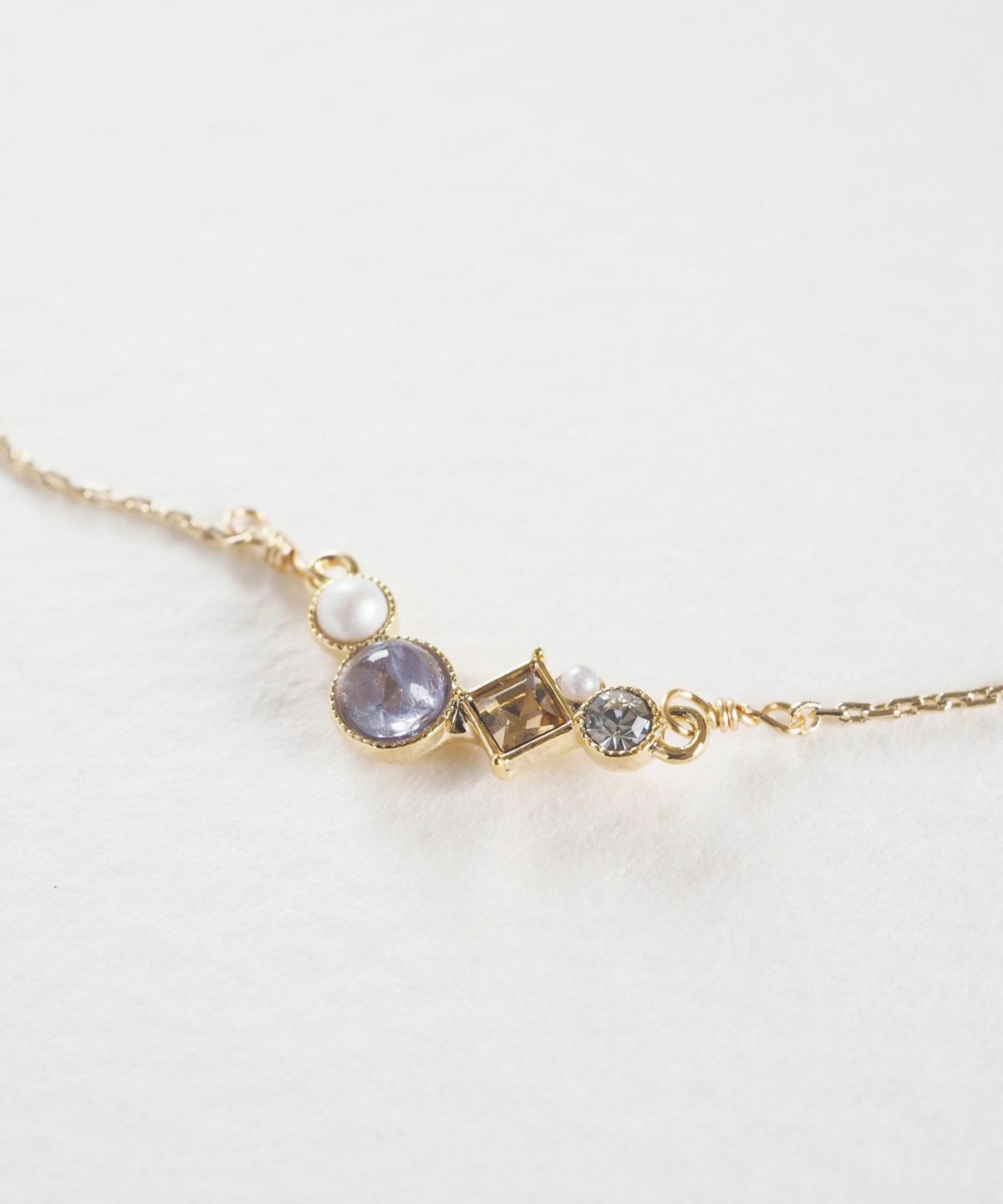 【恋は光着用】ナチュラルストーンとビジューのプチペンダント【MUK Dreamy stone】