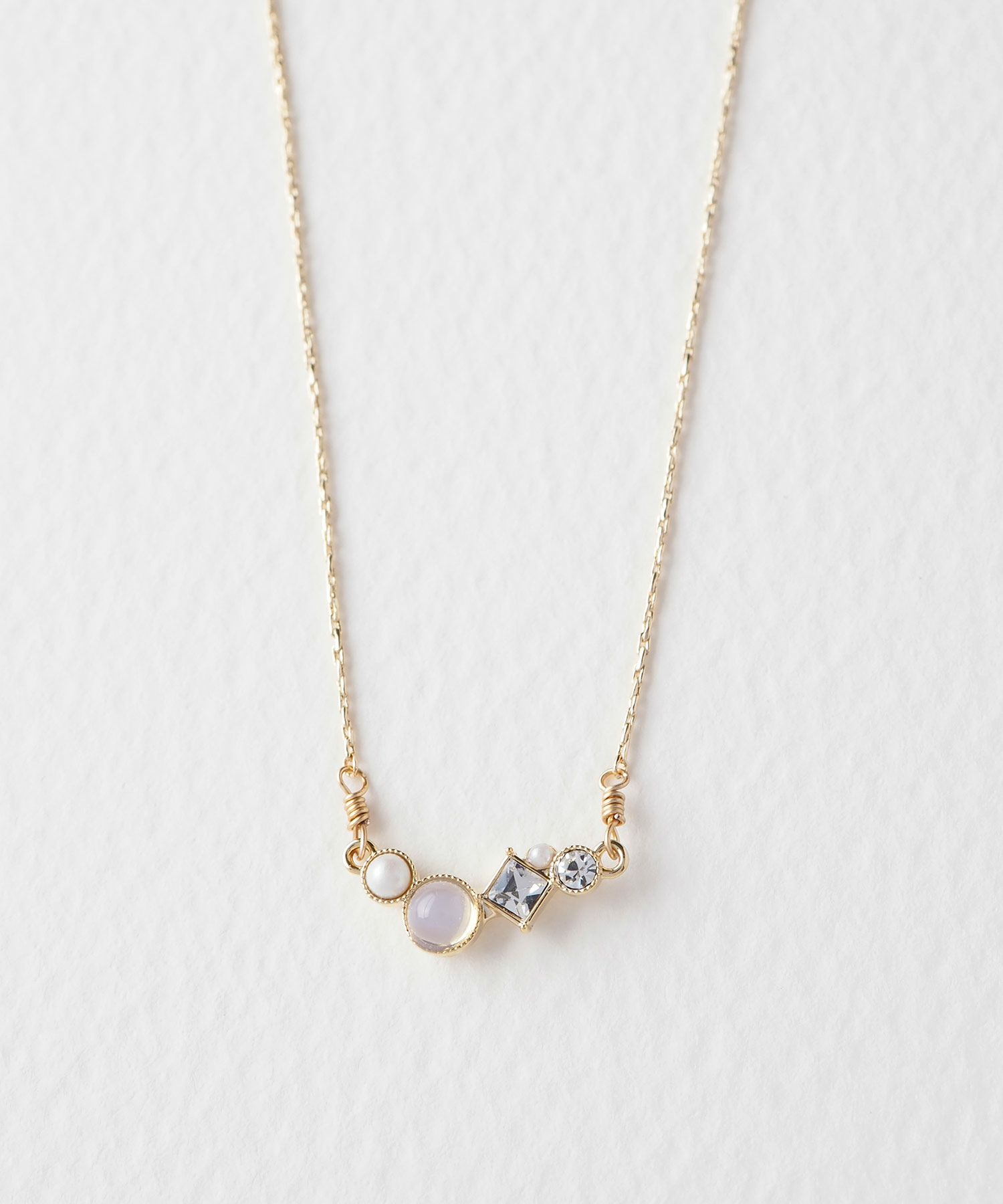 【恋は光着用】ナチュラルストーンとビジューのプチペンダント【MUK Dreamy stone】