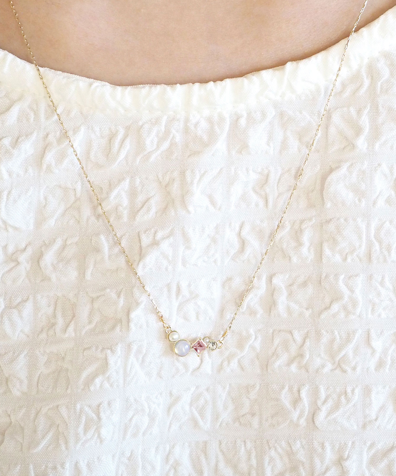 ナチュラルストーンとビジューのプチペンダント【MUK Dreamy stone】