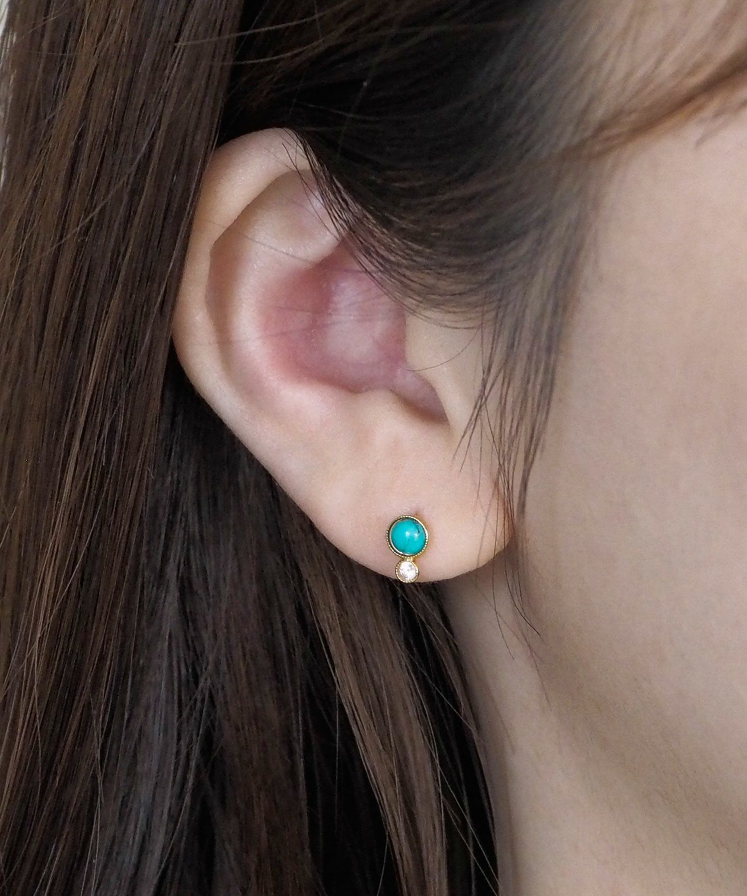 ナチュラルストーンとクリスタルのチタンポストピアス【MUK Dreamy stone】