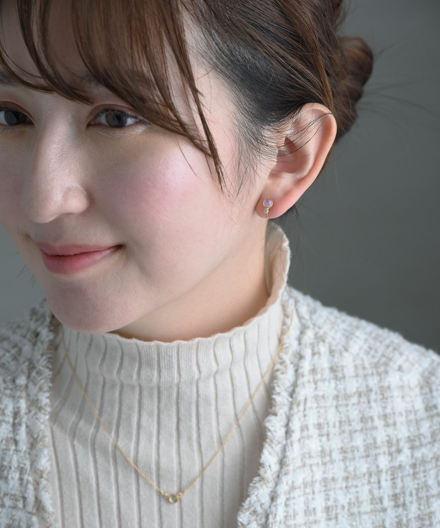 ナチュラルストーンとクリスタルのチタンポストピアス【MUK Dreamy stone】