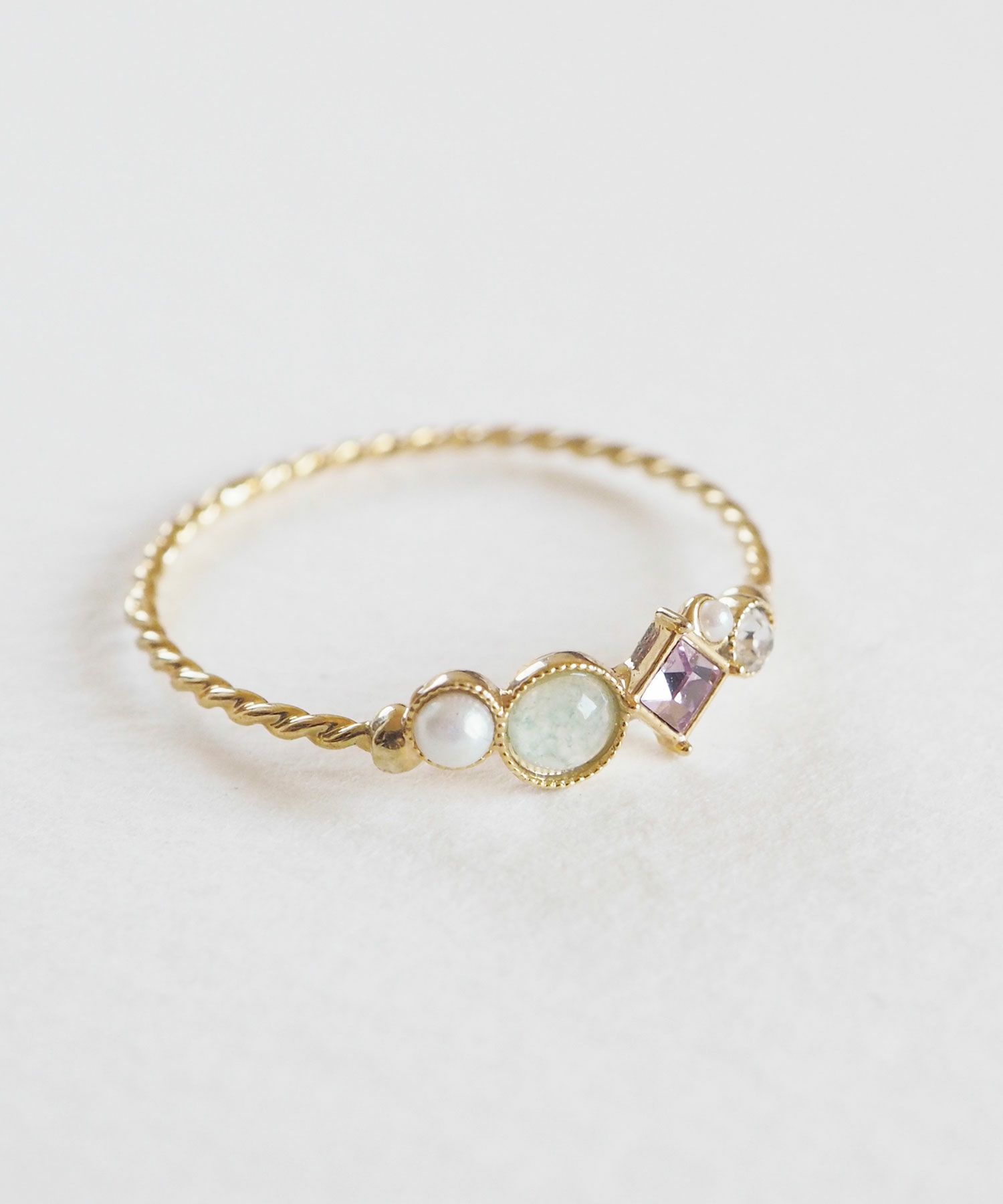 ナチュラルストーンとビジューのリング【MUK Dreamy stone】