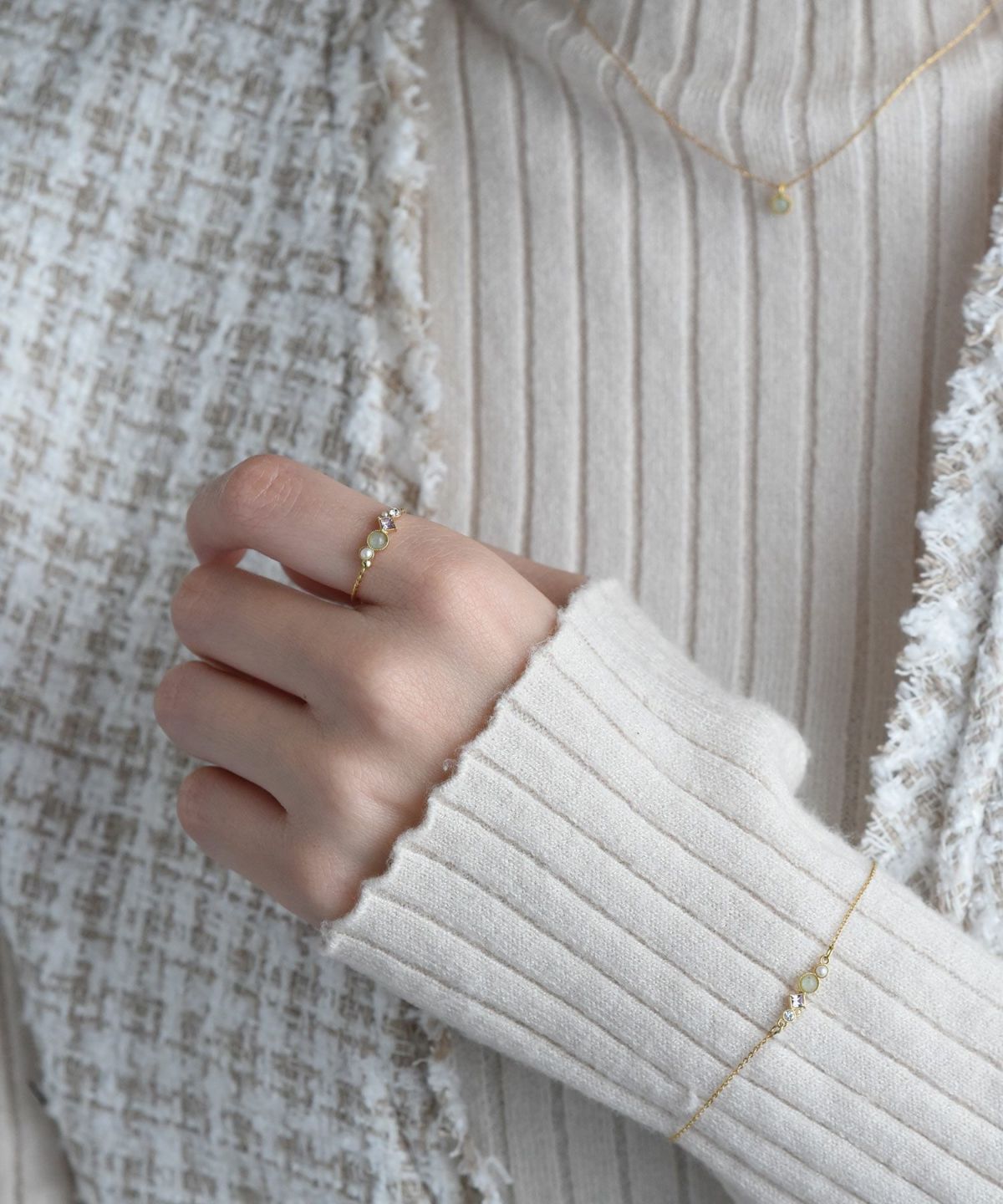 ナチュラルストーンとビジューのリング【MUK Dreamy stone】