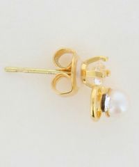 プチビジューK18ポストピアス
