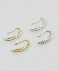 チェコストーンフックピアス