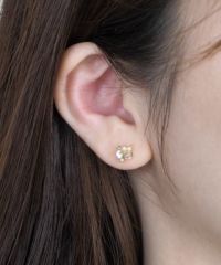 Myosotis☺︎ 1点作品☺︎ バイカラームーンストーンフープイヤリング ナチュラルストーンプチビジューチタンポストピアス【MUK Dreamy stone