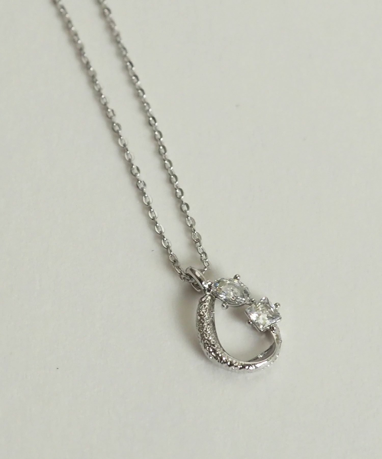 Drop&stonesペンダント