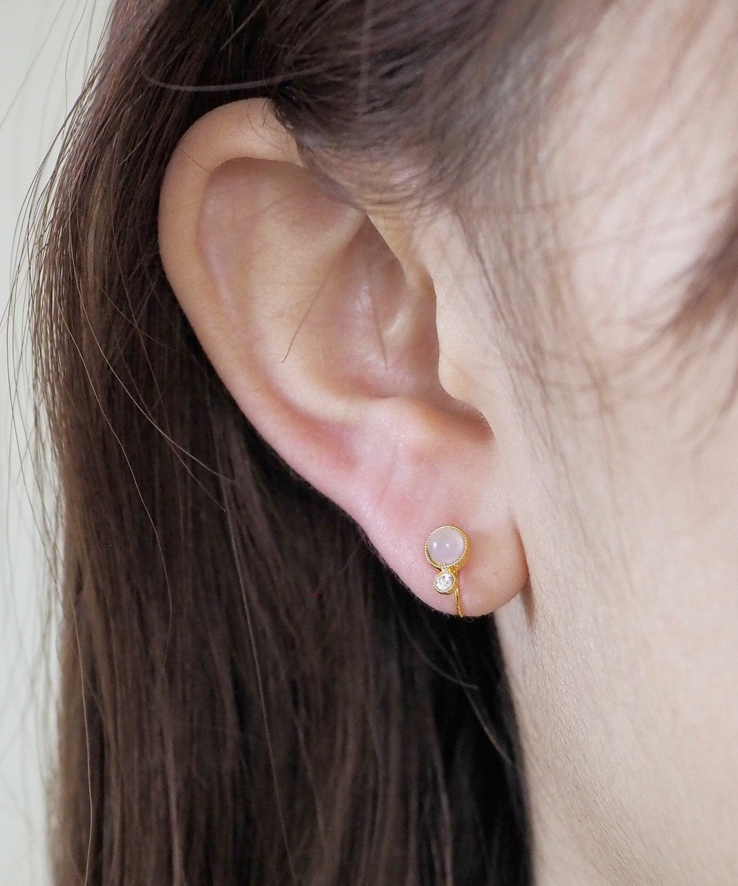 ナチュラルストーンとクリスタルのノンホールイヤリング【MUK Dreamy stone】