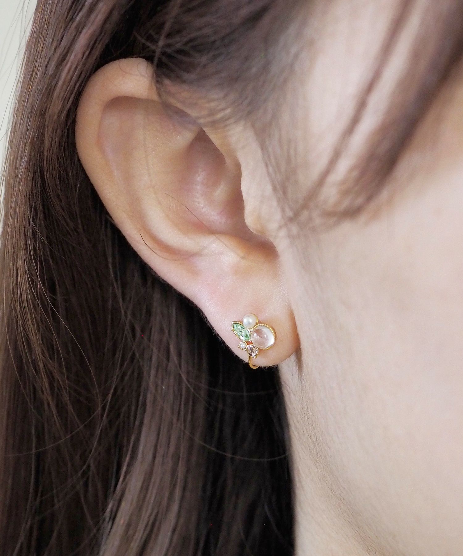 ナチュラルストーンとビジューのノンホールイヤリング【MUK Dreamy stone】