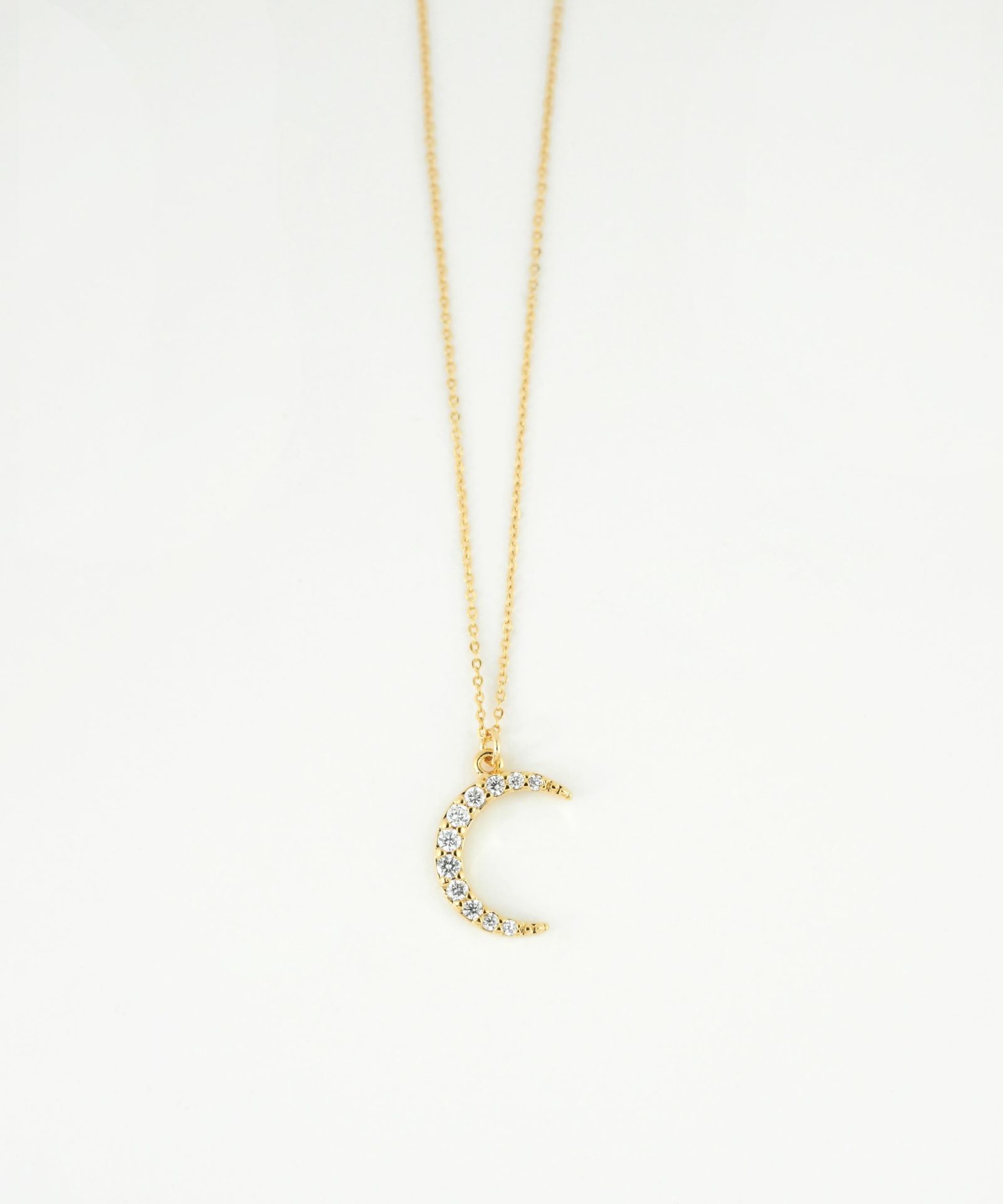 クレセントムーンキュービックジルコニアプチペンダント【MUK】