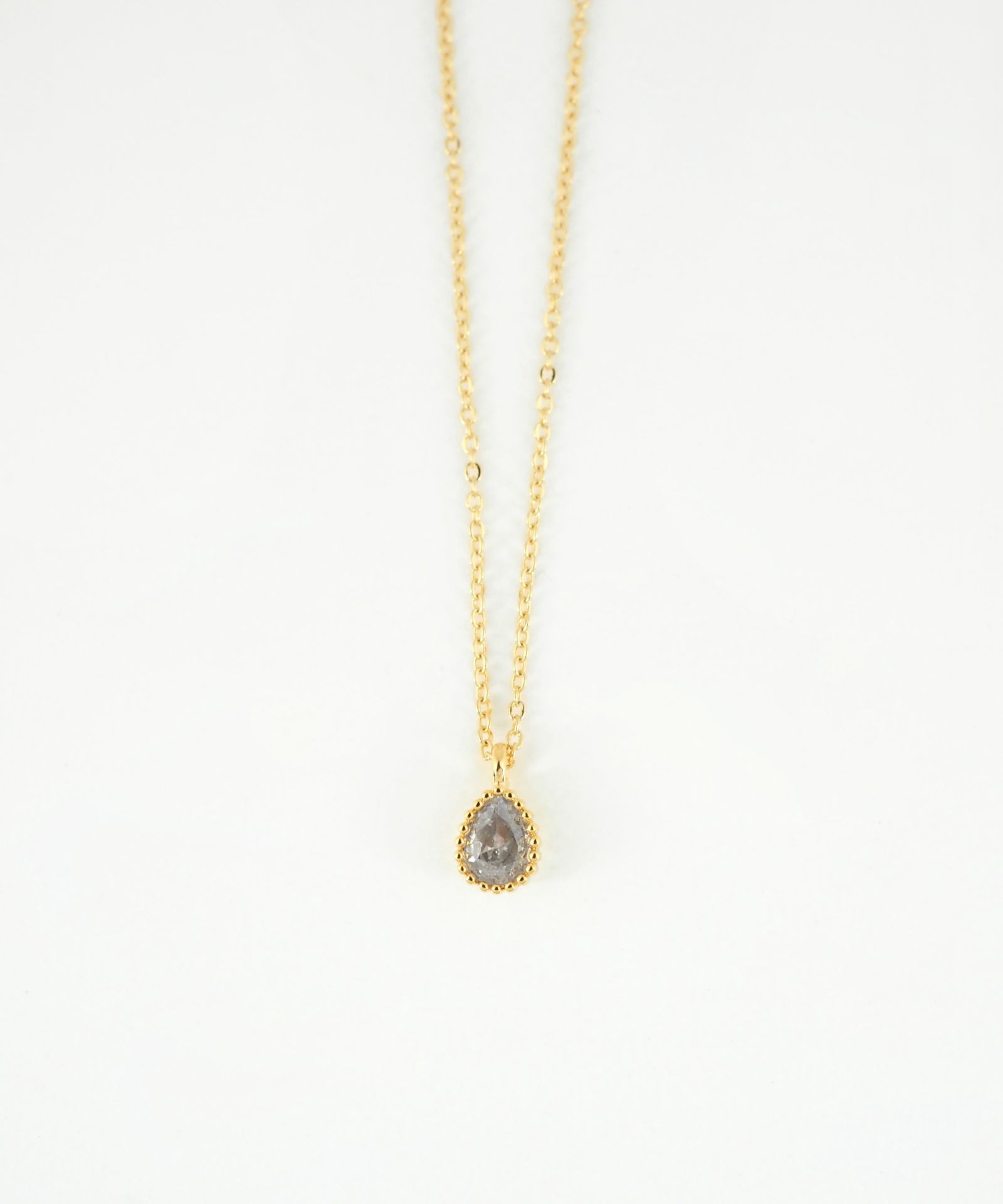 ドロップキュービックジルコニアプチペンダント【MUK】