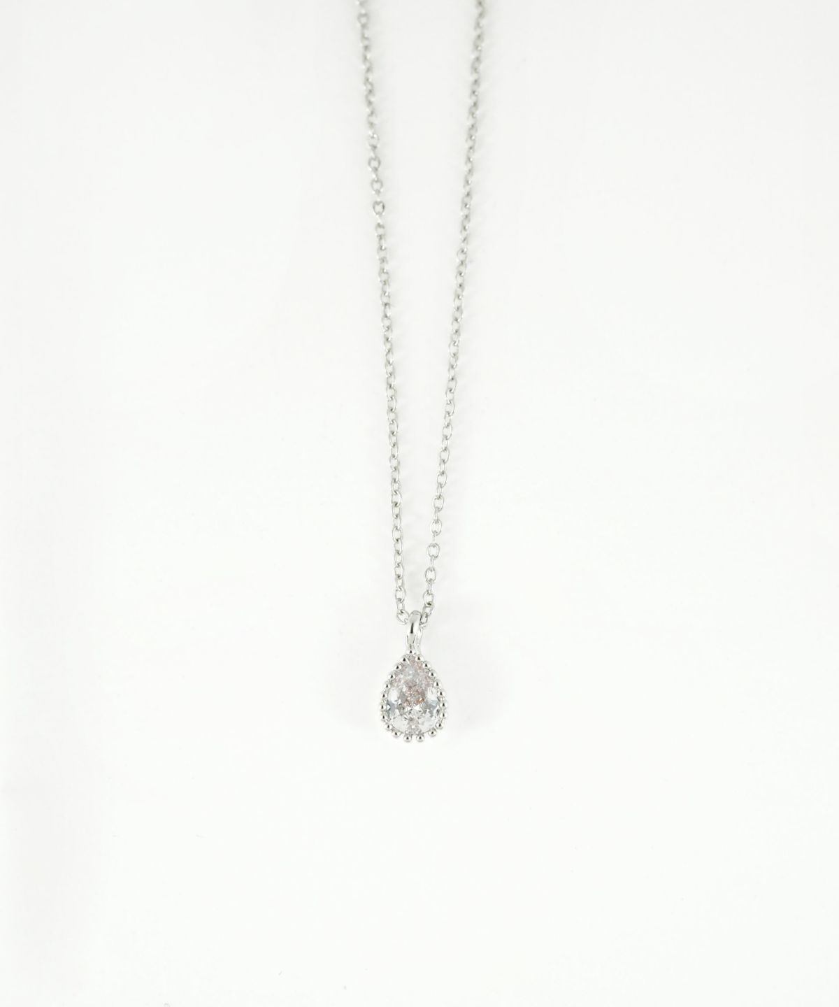 ドロップキュービックジルコニアプチペンダント【MUK】