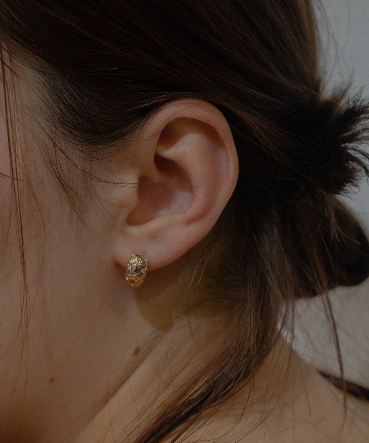 キルティングフープセラミックポストピアス