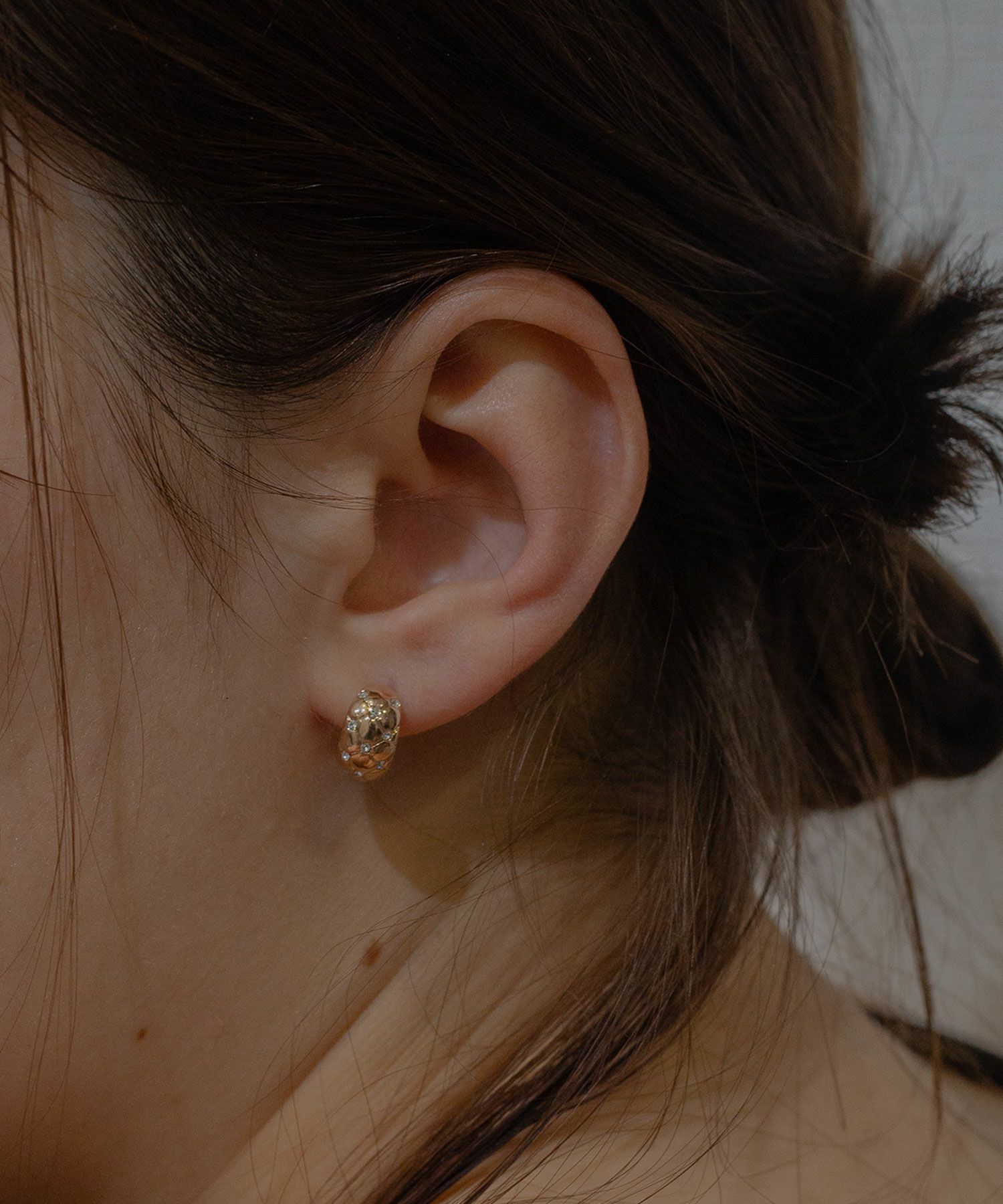 キルティングフープセラミックポストピアス