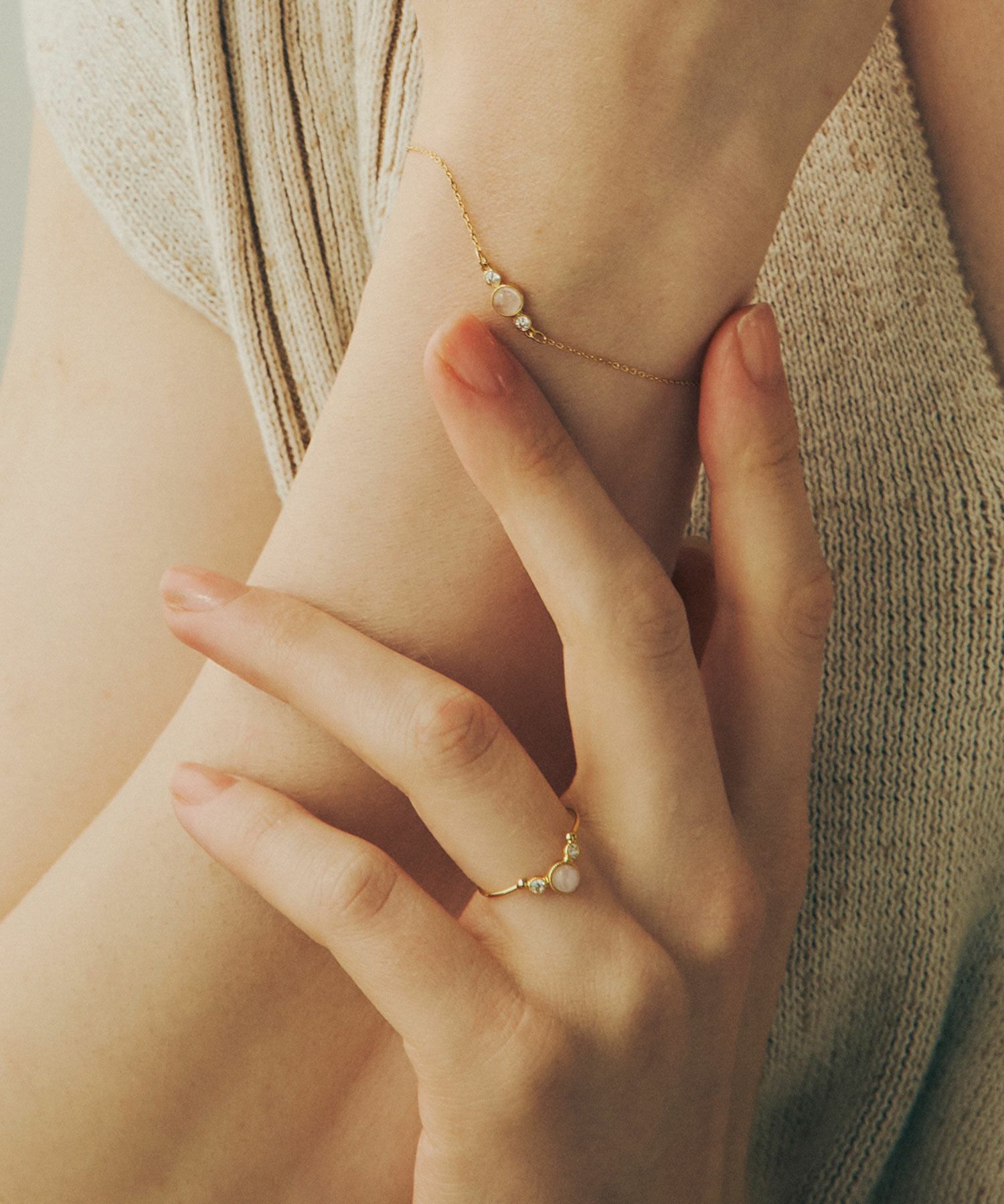 ナチュラルストーンとクリスタルのブレスレット【MUK Dreamy stone】