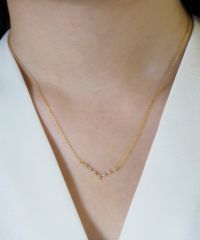 アクセサリー M SV925]Vモチーフプチペンダント【H&Ccollection】 | 【公式】MUK