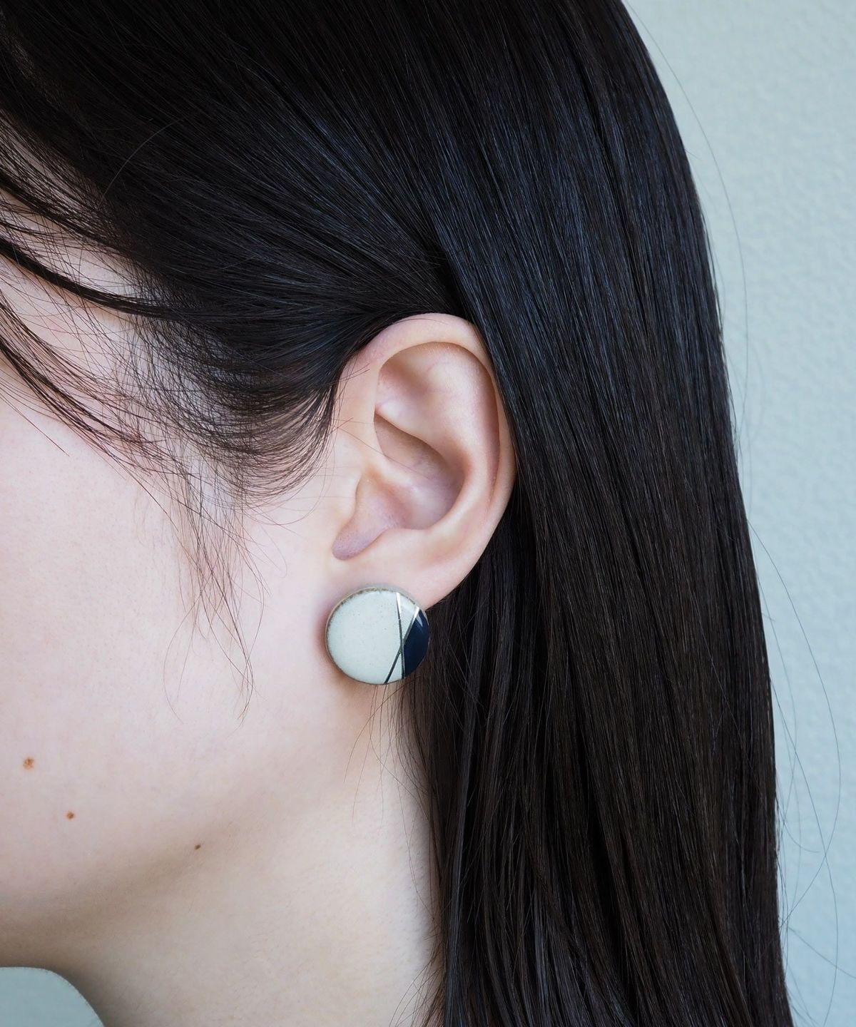 美濃焼ラインデコポイントカラーチタンポストピアス 【MIKELO】