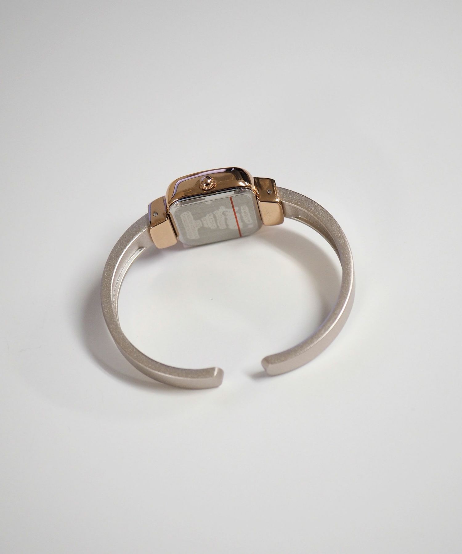 スクエア バングルウォッチ J-AXIS