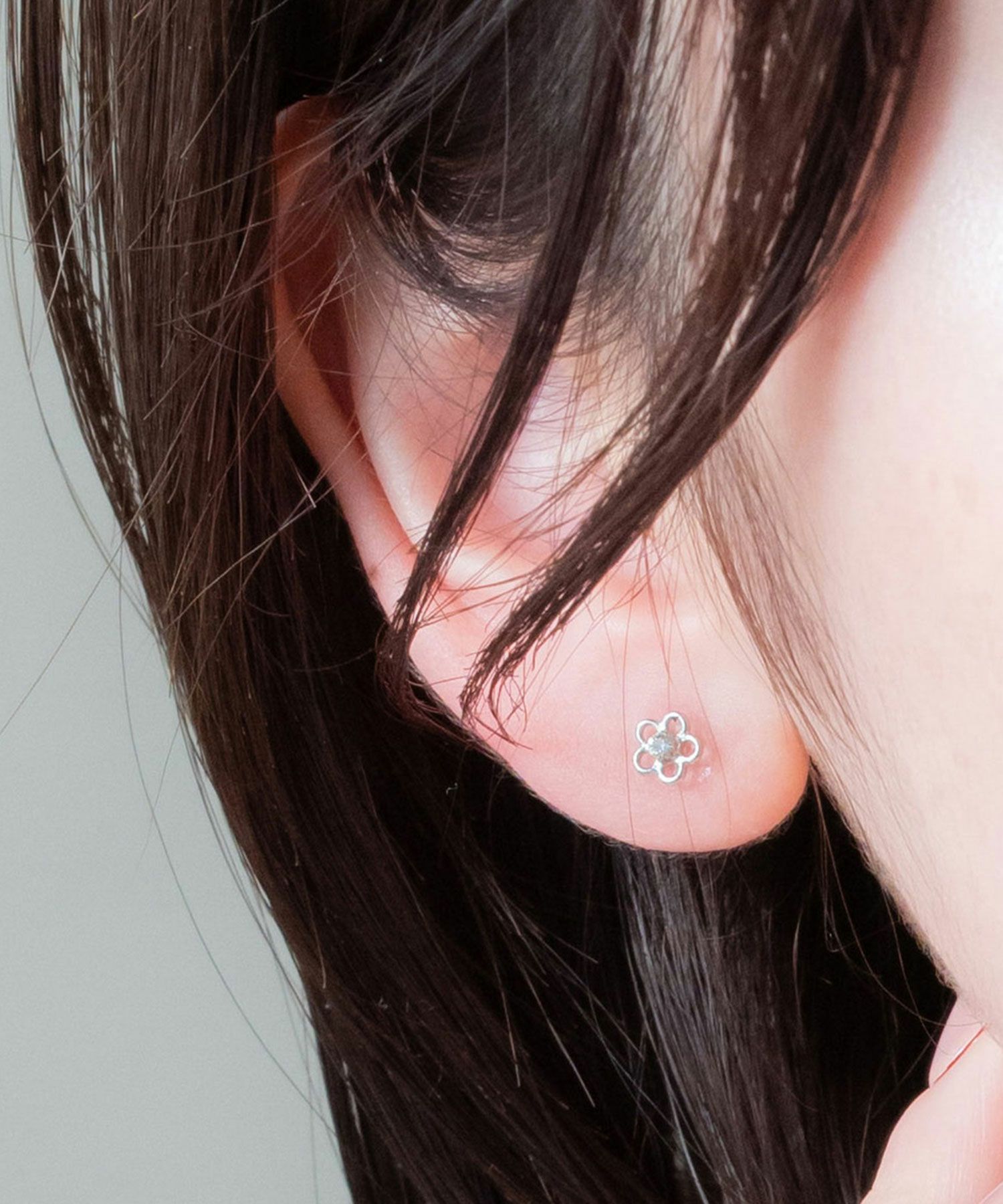 メタルフラワーストーン付きシールピアス【シールピアスLibre】