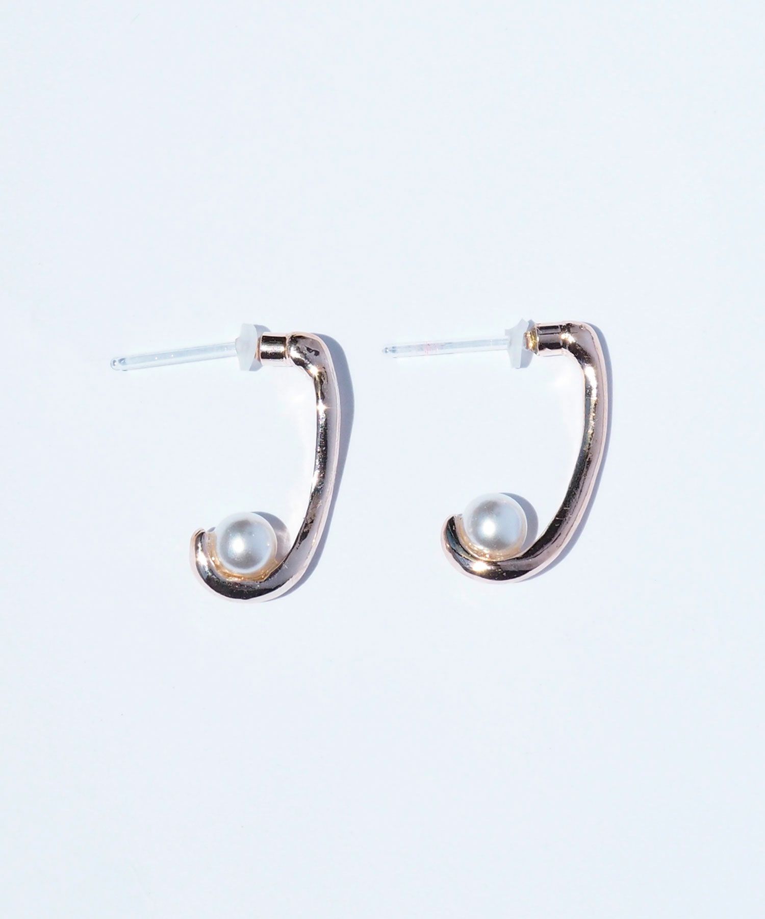 ピンクゴールドニュアンスフープ抗菌樹脂ポストピアス