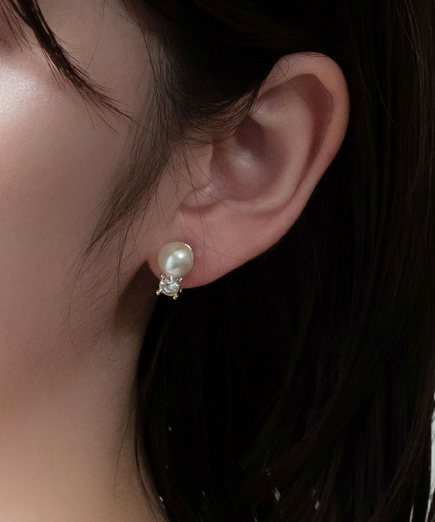 ワングレインストーンチタンポストピアス【MUK voyalibre】 | 【公式