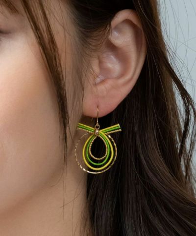【nachi.】水引ピアス「金×白」 7セット 水引スタッドピアス | 花 - 津田水引折型 online shop