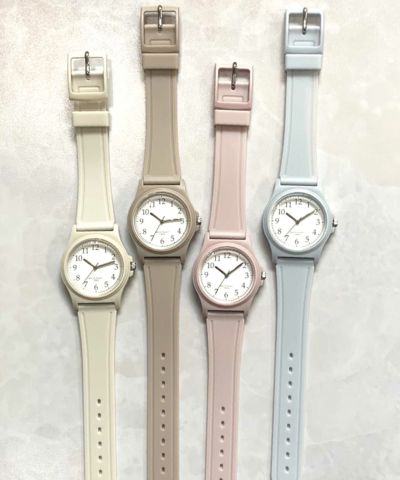 ブレス 3回ほど使用の美品です！ビジューブレス 10%off】【メディア着用】メタルビジューブレスレットウォッチ