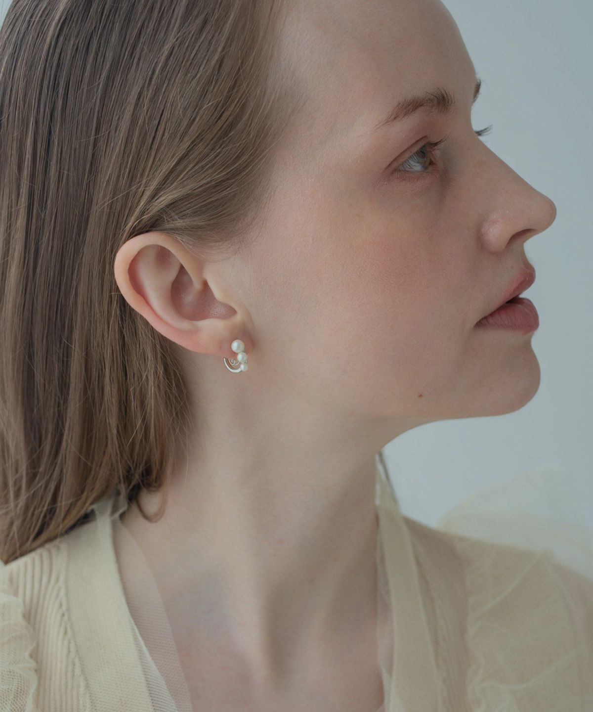 【森香澄さん着用】【web限定】ニュアンスパールループフィットイヤリング