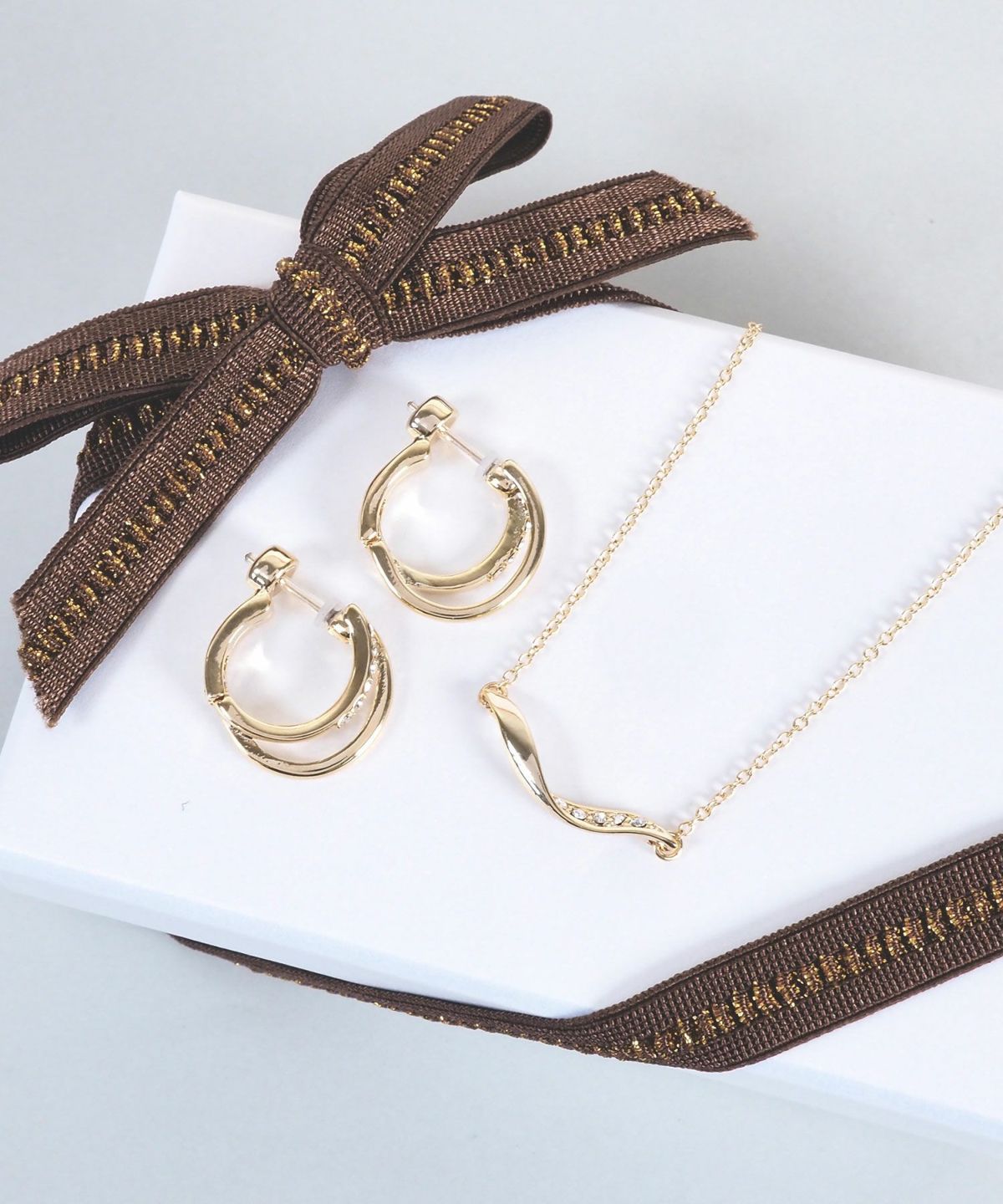 【web限定ギフトセット】ピアス＆ネックレスクリスマスプレミアムセット