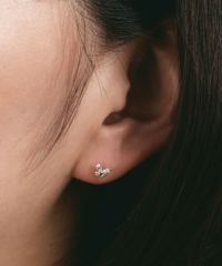 バタフライ　ピアス　K18 ダイヤモンド 4月誕生石のアクセサリー K18YG ダイヤモンド 4月の誕生石
