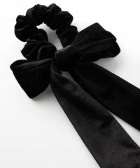 襟マフラー ベロアリボン「黒」　⬛️ 2wayベロアリボンシュシュ | 【公式】MUK ONLINE SHOP｜人気