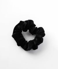 襟マフラー ベロアリボン「黒」　⬛️ 2wayベロアリボンシュシュ | 【公式】MUK ONLINE SHOP｜人気