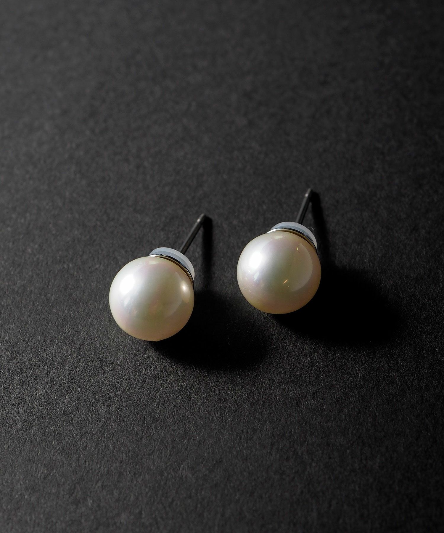 磨き貝パールチタンポストピアス(8mm)【JUNO PREMIUM】 | 【公式】MUK 