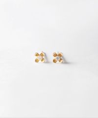 【web限定】[K10]プチフロラダイヤモンドピアス