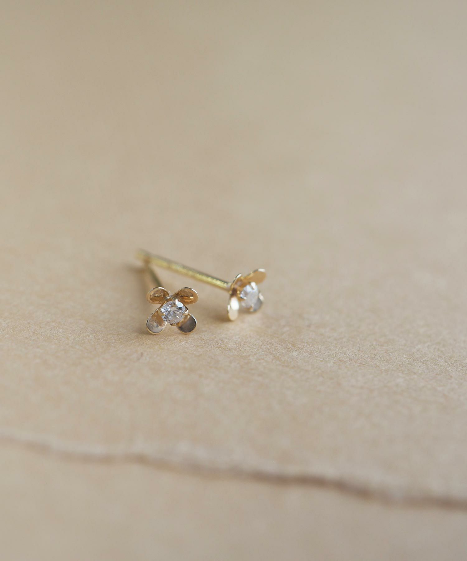 【web限定】[K10]プチフロラダイヤモンドピアス