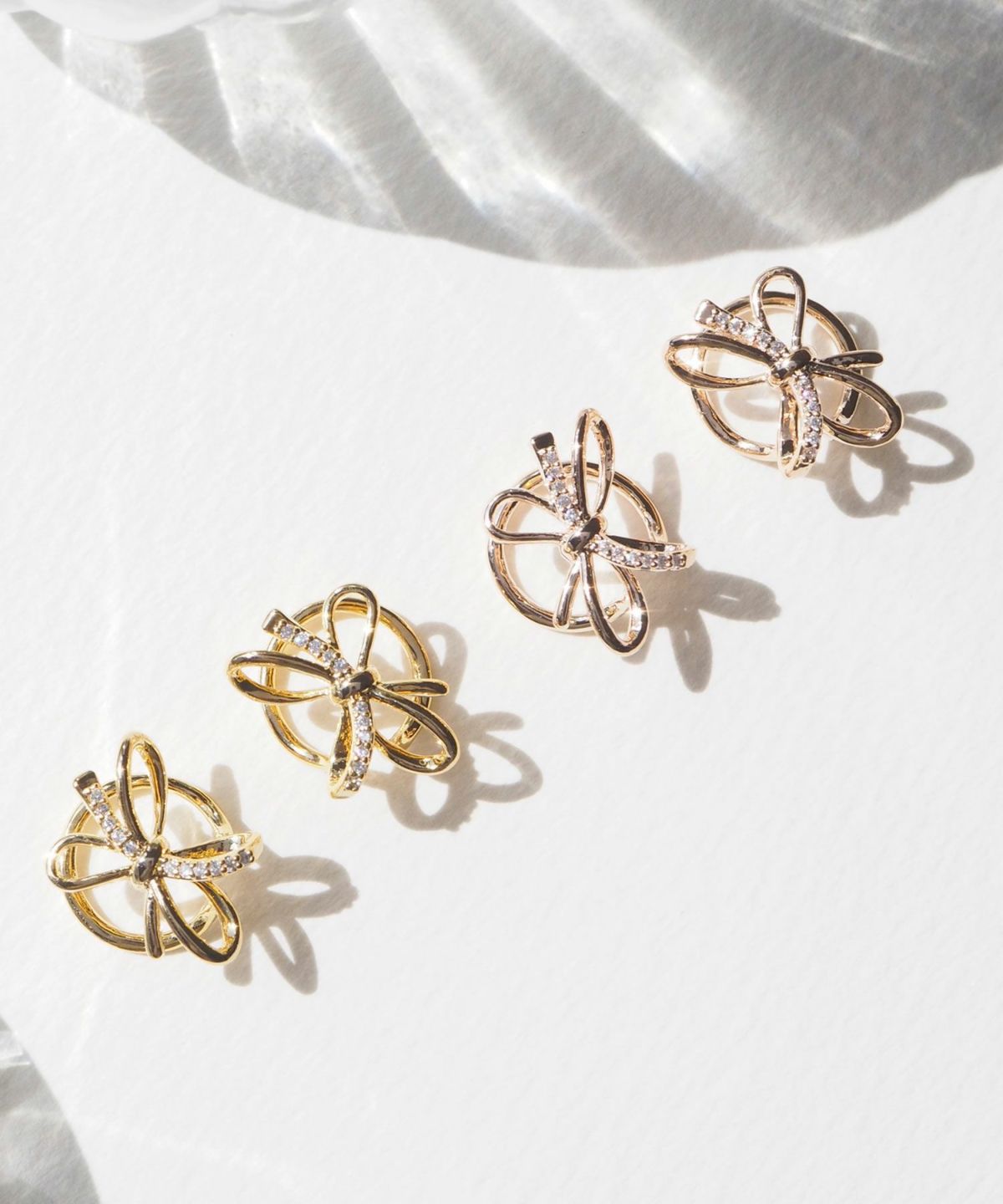 【MUK別注/web限定】リボンノットラウンドメタルイヤリング