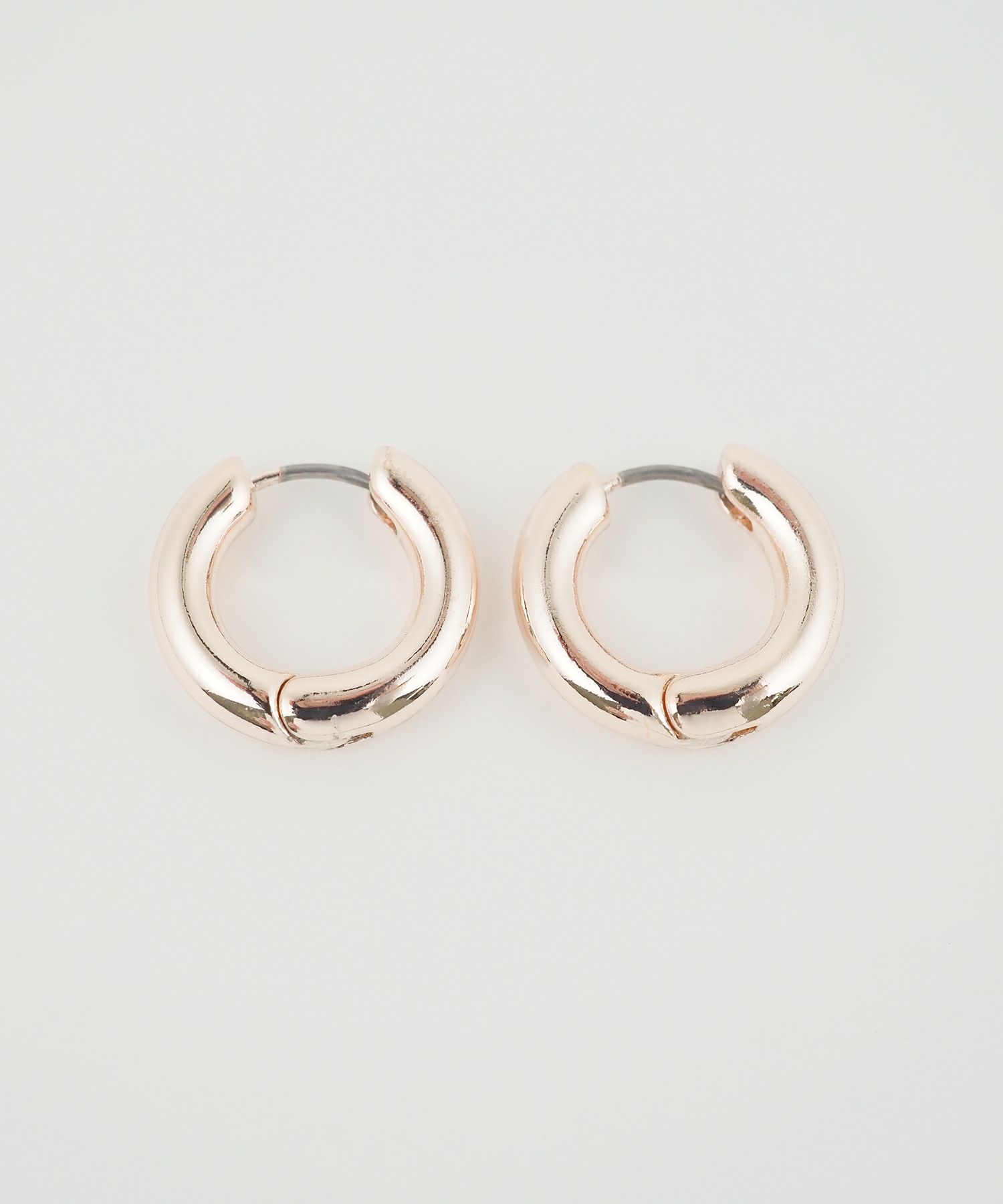 シックフープサージカルステンレスポストピアス