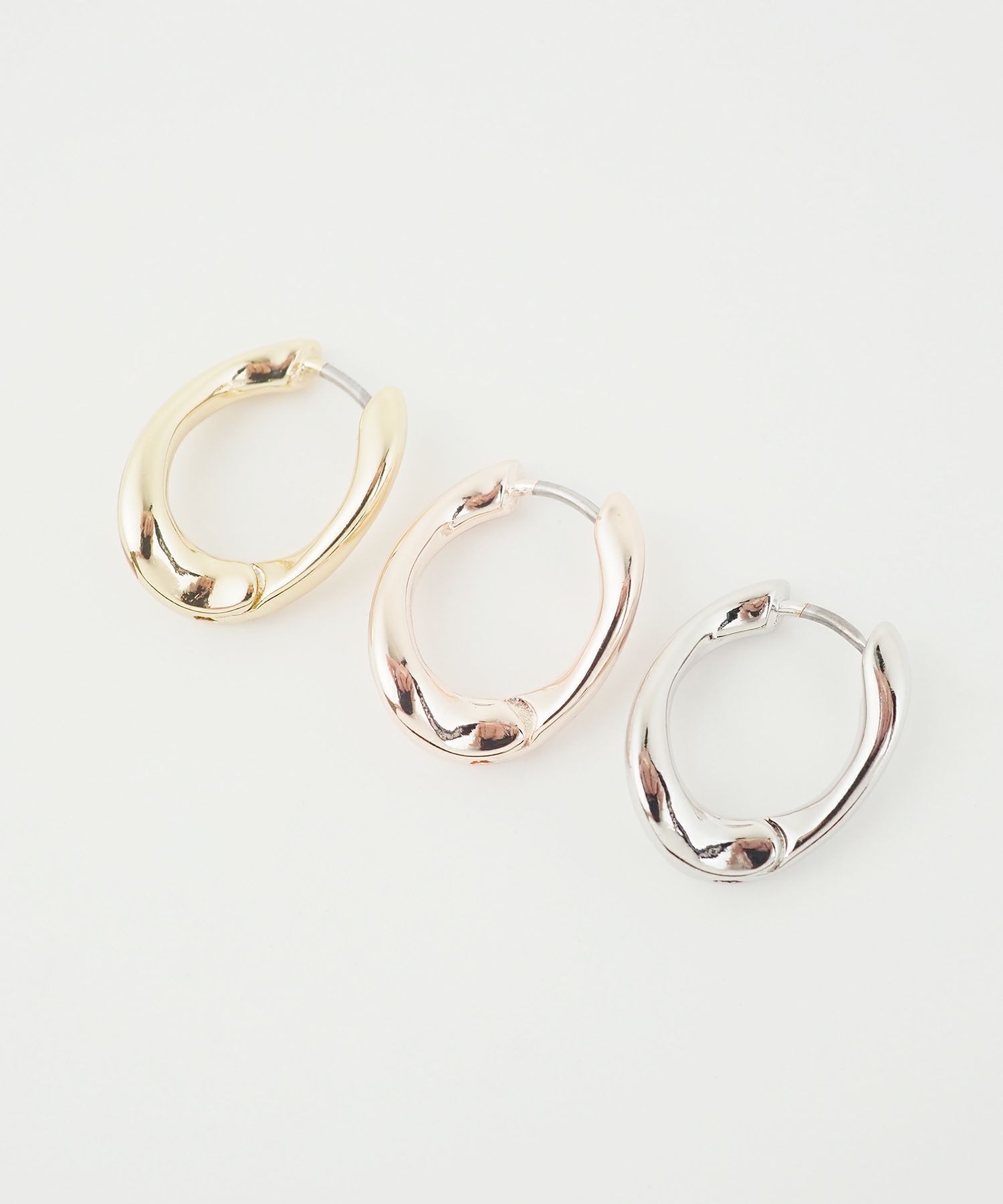 ツイストサージカルステンレスポストピアス