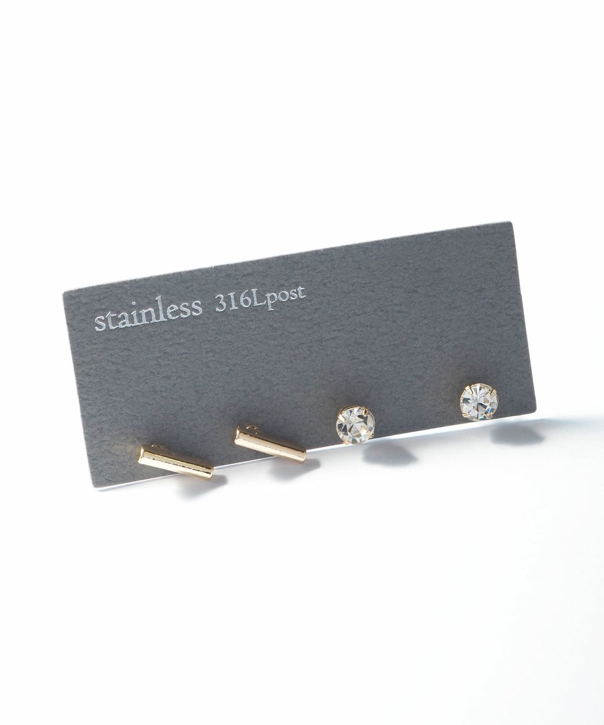 サージカルステンレスピアス 5mm半円ボール（1ペア・キャッチつき）|サージカルステンレス製のピアス金具 - アクセサリーパーツ・手芸材料専門　 poche