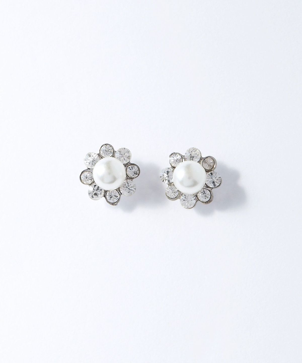 新品　高品質　パール　フラワーピアス pearl flower pierce | decollte_accessory
