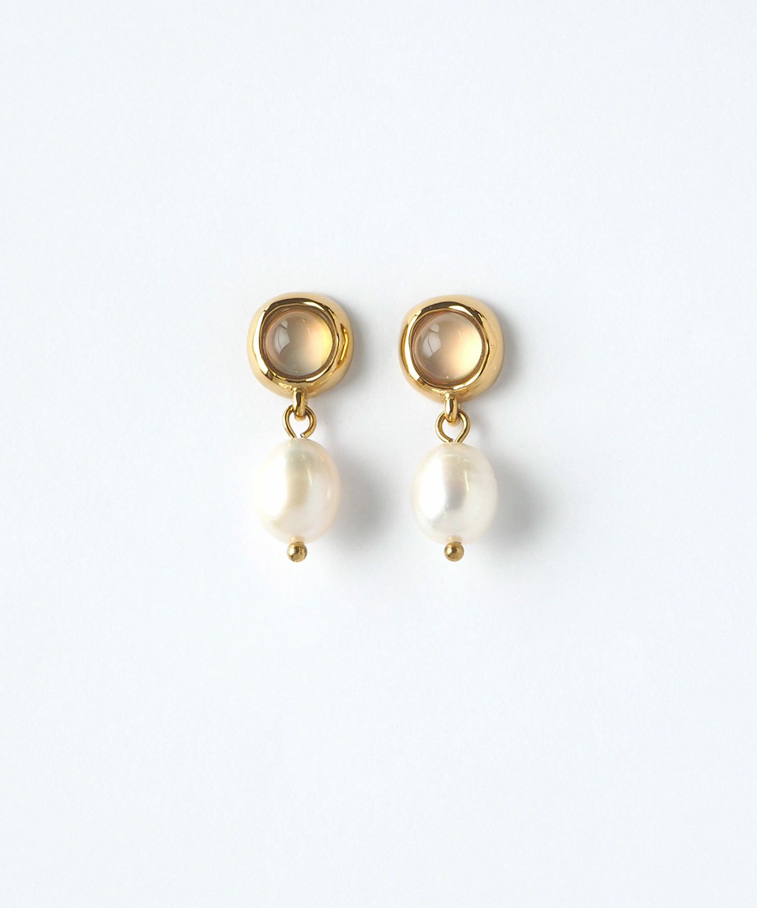 ニュアンスカラー×淡水パールサージカルステンレスピアス