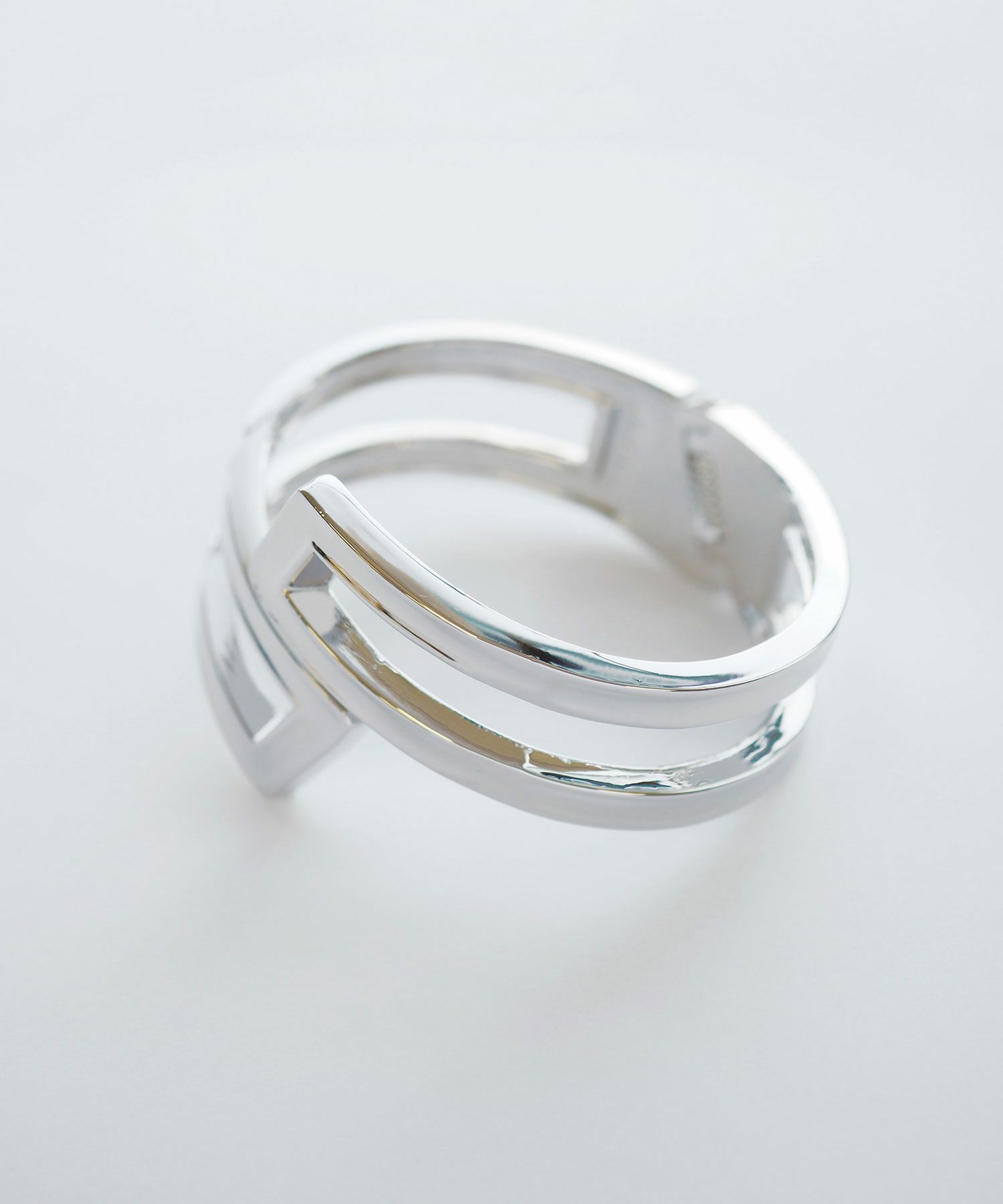 メタルアシンメトリーバングル | 【公式】MUK ONLINE SHOP｜人気