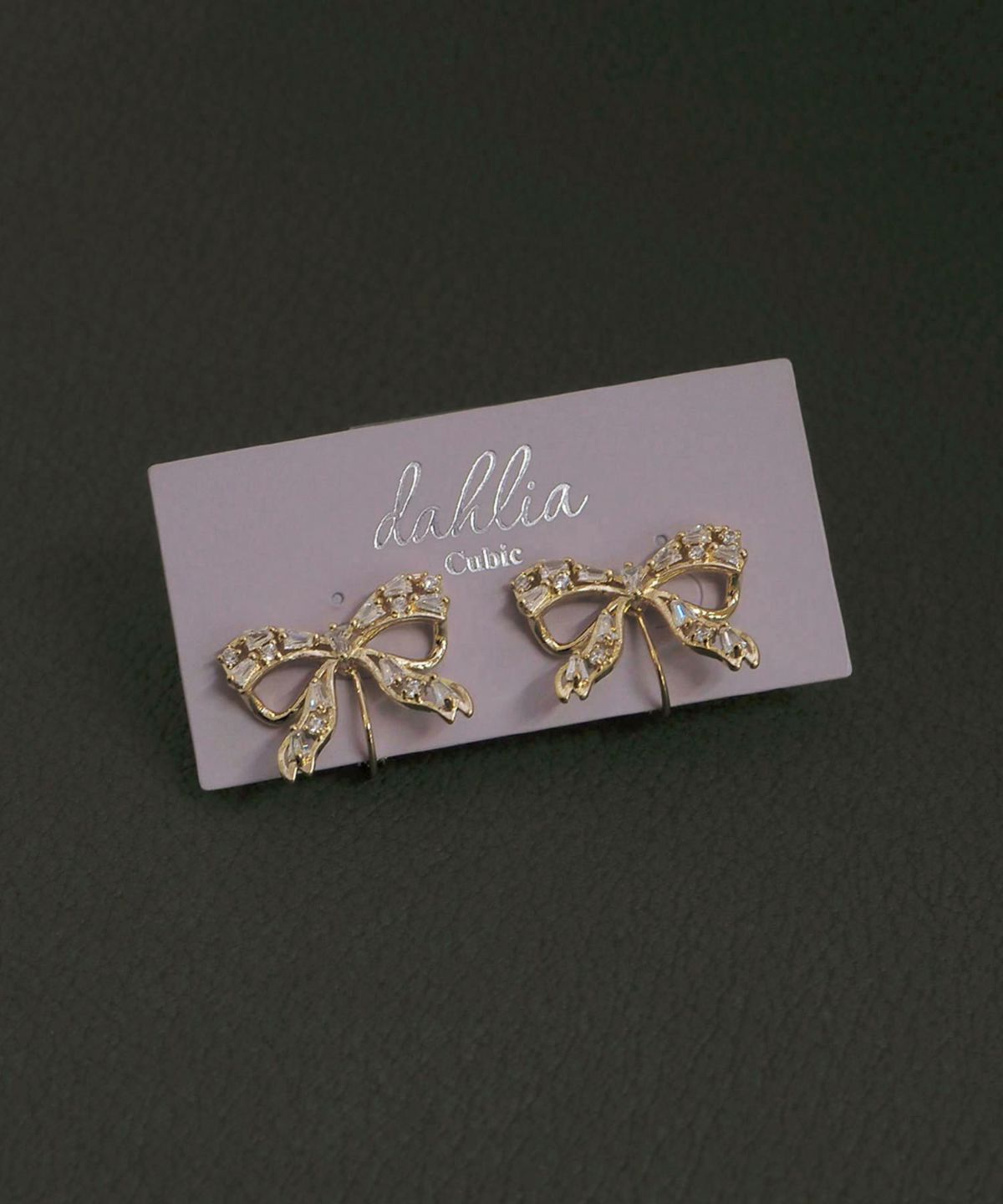 ジルコニアリボンイヤリング【Dahlia】 | 【公式】MUK ONLINE SHOP