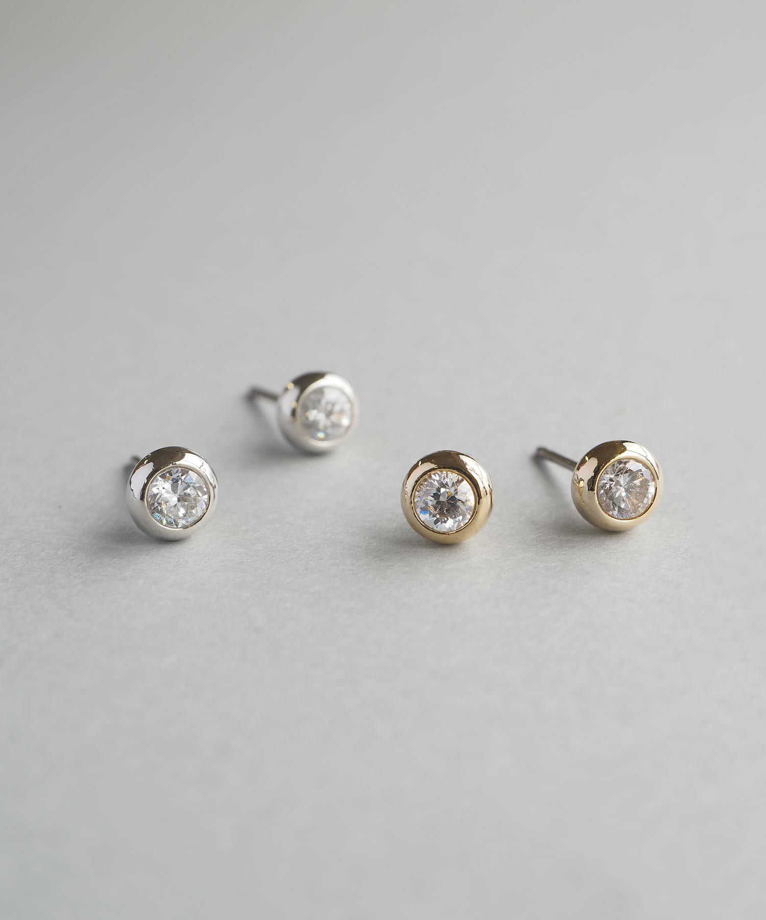 パッローネジルコニアピアス