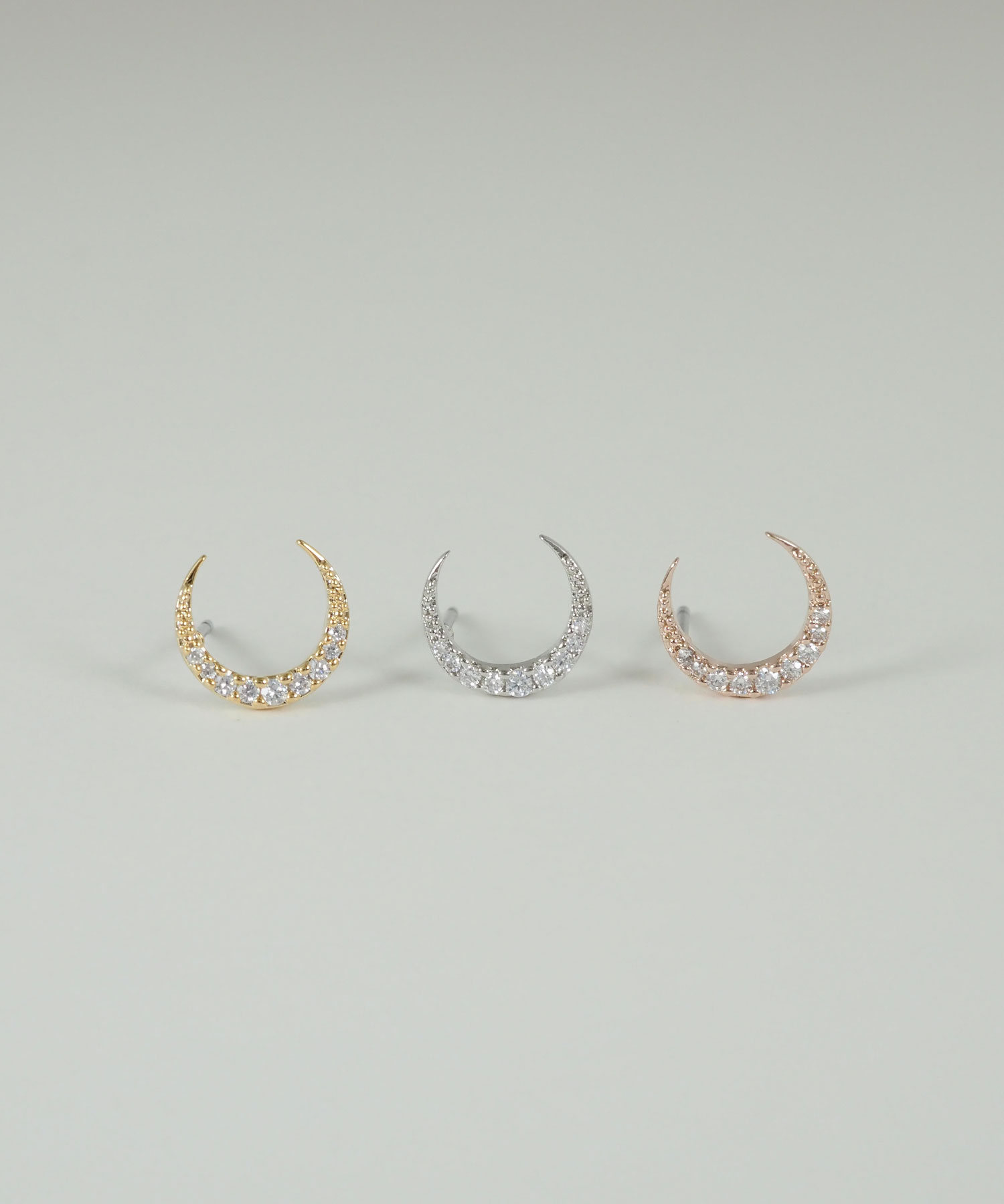 パヴェクレセントピアス