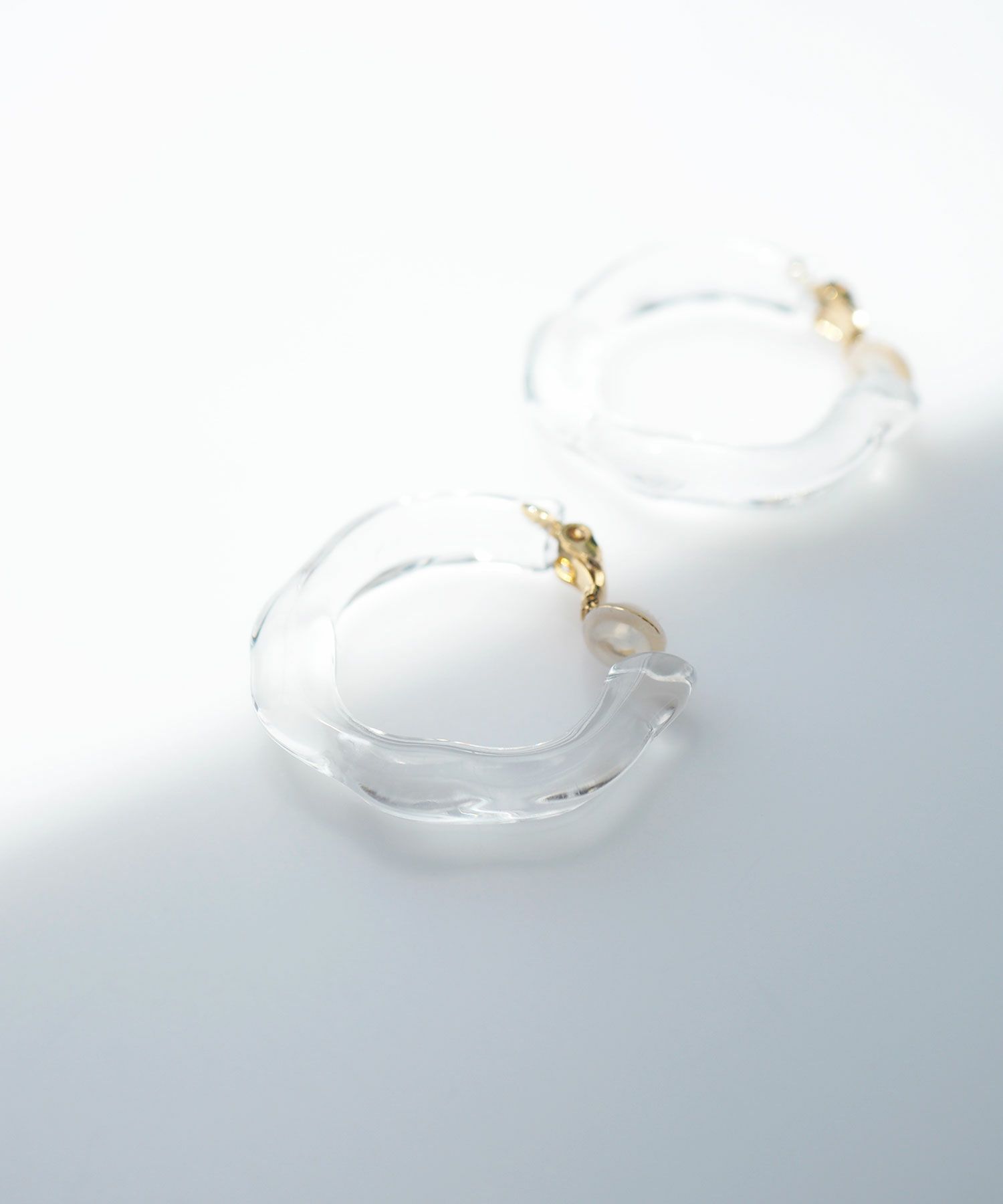 C型クリアIMUFURETイヤリング