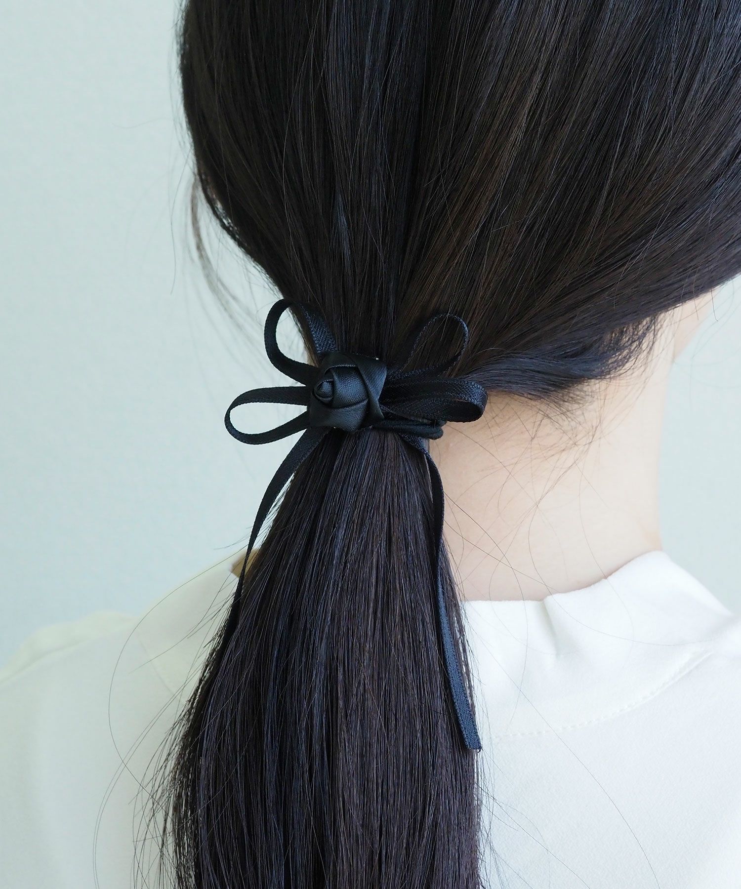 センターローズリボンポニー